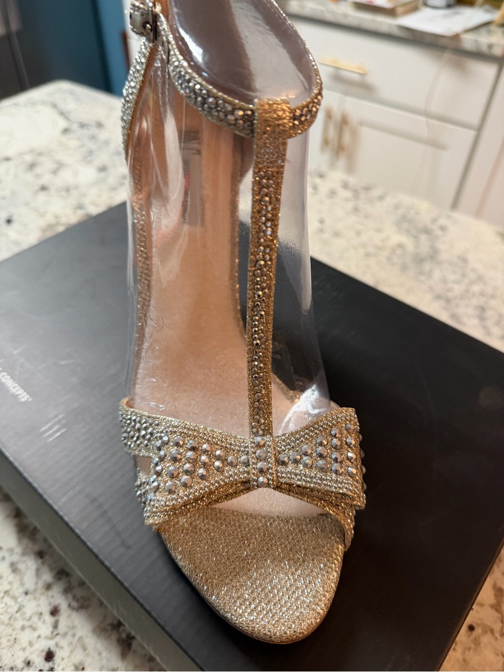 INC International Concepts Champagne T-Strap Bow Rhinestone Heel - Picture 2 of 8